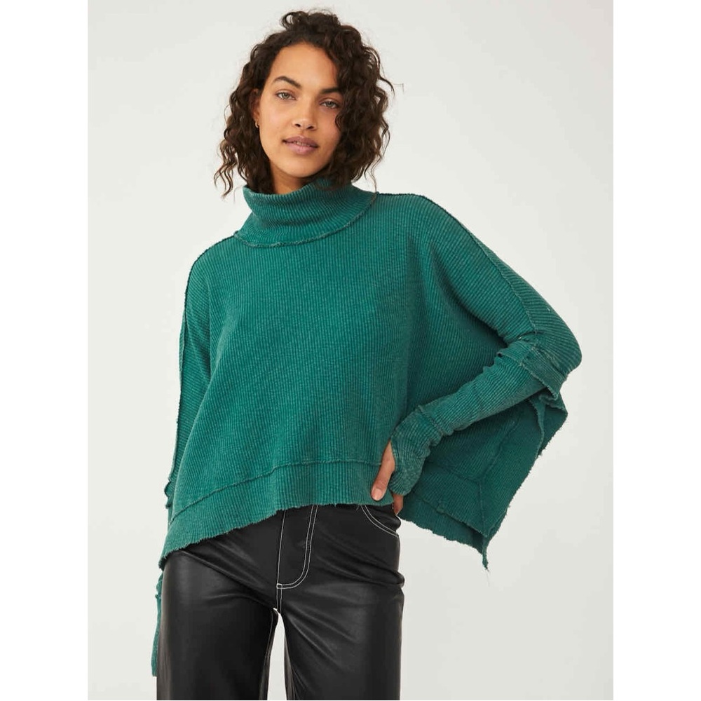 Free People We The Free Moon Daisy Thermal Pullover Long‎ Sleeve Tee in Green